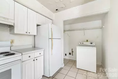8504 Castle Pine Court, Charlotte, NC 28226 - Photo 5