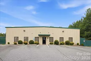 135 Joshua Ct, Lincolnton, NC 28092 - Photo 1