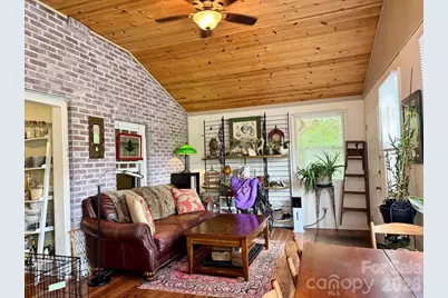 27 Bartlett Street, Sylva, NC 28779 - Photo 13