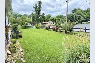 27 Bartlett Street, Sylva, NC 28779 - Photo 31