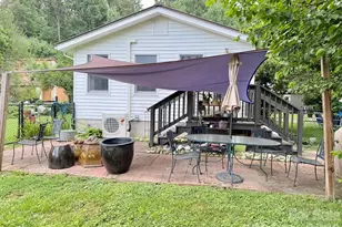 27 Bartlett St, Sylva, NC 28779 - Photo 25