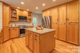 47 Deerwood Dr, Asheville, NC 28805 - Photo 17