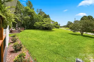 1706 Oakmont Dr, Lenoir, NC 28645 - Photo 39