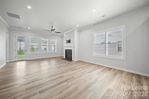 8016 Brookbank Dr, Charlotte, NC 28269 - Photo 5