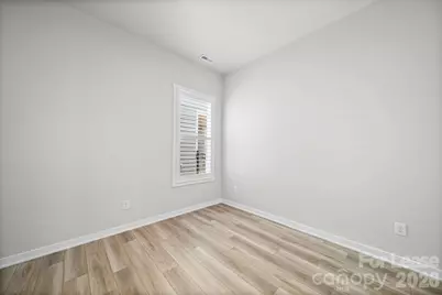 8016 Brookbank Drive, Charlotte, NC 28269 - Photo 19