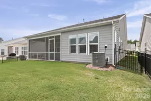 8016 Brookbank Dr, Charlotte, NC 28269 - Photo 21