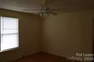 208 Wilson St, Statesville, NC 28677 - Photo 3