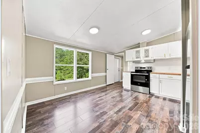 2596 1st Avenue NW, Catawba, NC 28609 - Photo 9
