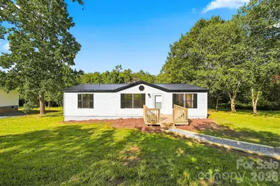 2596 1st Avenue NW, Catawba, NC 28609 - Photo 3