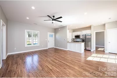 1314 39th Street Circle SW, Hickory, NC 28602 - Photo 9