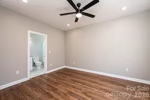 1314 39th St Cir SW, Hickory, NC 28602 - Photo 15