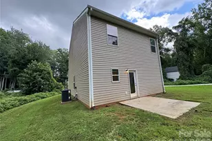 244 Valleybrook Ln, Troutman, NC 28166 - Photo 25