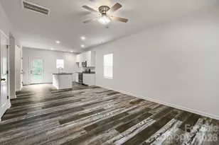 244 Valleybrook Ln, Troutman, NC 28166 - Photo 5