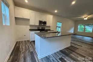 244 Valleybrook Ln, Troutman, NC 28166 - Photo 5