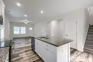 244 Valleybrook Ln, Troutman, NC 28166 - Photo 17