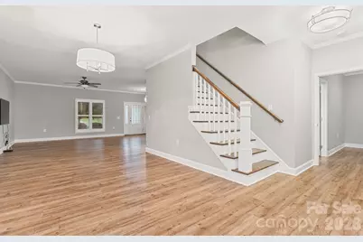 823 Iris Lane, Newton, NC 28658 - Photo 9