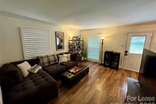 4400 Winedale Ln, Charlotte, NC 28205 - Photo 5