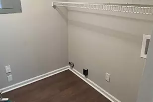 9041 J M Keynes Dr, Charlotte, NC 28262 - Photo 27