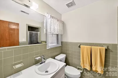3825 Hoodridge Lane, Charlotte, NC 28227 - Photo 25