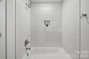 1041 Watts Dr, Charlotte, NC 28216 - Photo 23