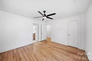 1041 Watts Dr, Charlotte, NC 28216 - Photo 19