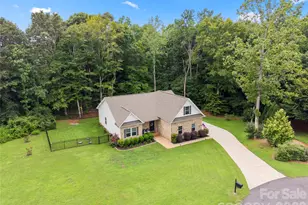 3229 Creek Bend Ct, Sherrills Ford, NC 28673 - Photo 5
