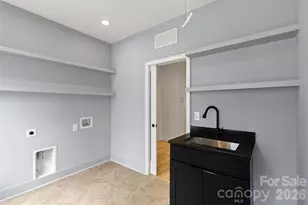 1344 Richland Dr, Charlotte, NC 28211 - Photo 33