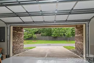 2505 Kenmore Ave, Charlotte, NC 28204 - Photo 37