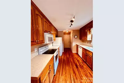 253 Stable Brook Lane, Taylorsville, NC 28681 - Photo 11