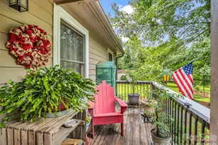 412 Whitestone Cir, Union Mills, NC 28167 - Photo 5