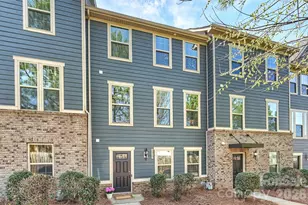 1317 Queen Lyon Ct, Charlotte, NC 28205 - Photo 1