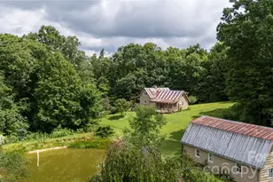 2027 Stamey Branch Rd, Newland, NC 28657 - Photo 3