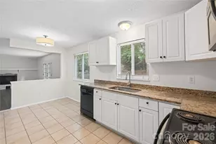 9524 Robert Burns Ct, Charlotte, NC 28213 - Photo 13