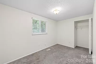 9524 Robert Burns Court, Charlotte, NC 28213 - Photo 25