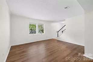 9524 Robert Burns Ct, Charlotte, NC 28213 - Photo 9