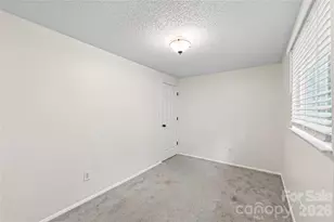 9524 Robert Burns Ct, Charlotte, NC 28213 - Photo 27