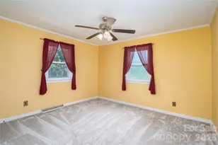 614 W Westview St, Gastonia, NC 28052 - Photo 25