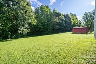 614 W Westview St, Gastonia, NC 28052 - Photo 31