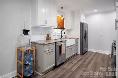 602 Holly Circle, Mount Holly, NC 28120 - Photo 11
