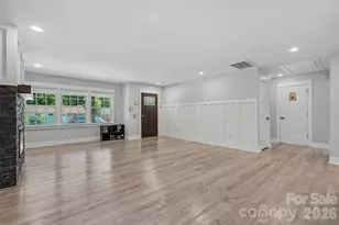 1524 Newcastle St, Charlotte, NC 28216 - Photo 5