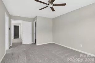 407 Presidents Ct, Charlotte, NC 28217 - Photo 17