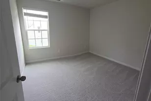223 Brentwood Dr, Statesville, NC 28625 - Photo 9