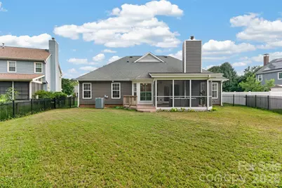8424 Hirsch Drive, Charlotte, NC 28277 - Photo 25