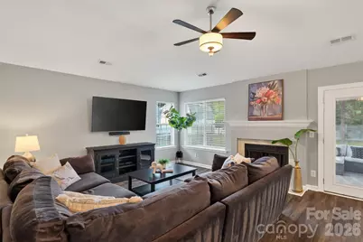 8424 Hirsch Drive, Charlotte, NC 28277 - Photo 15