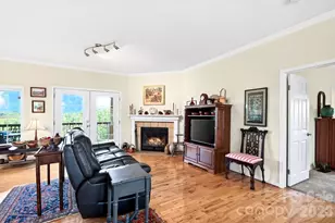 92 Bend View Dr, Marshall, NC 28753 - Photo 7