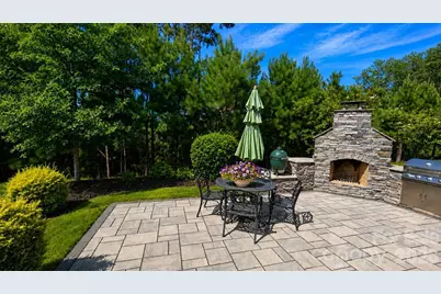 1017 Dali Boulevard, Mount Holly, NC 28120 - Photo 3