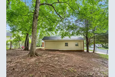 5312 Larewood Drive, Charlotte, NC 28215 - Photo 35