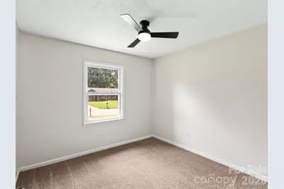 5312 Larewood Drive, Charlotte, NC 28215 - Photo 25