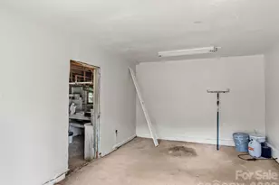 5312 Larewood Dr, Charlotte, NC 28215 - Photo 29