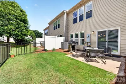 2434 Royal York Avenue, Charlotte, NC 28210 - Photo 37